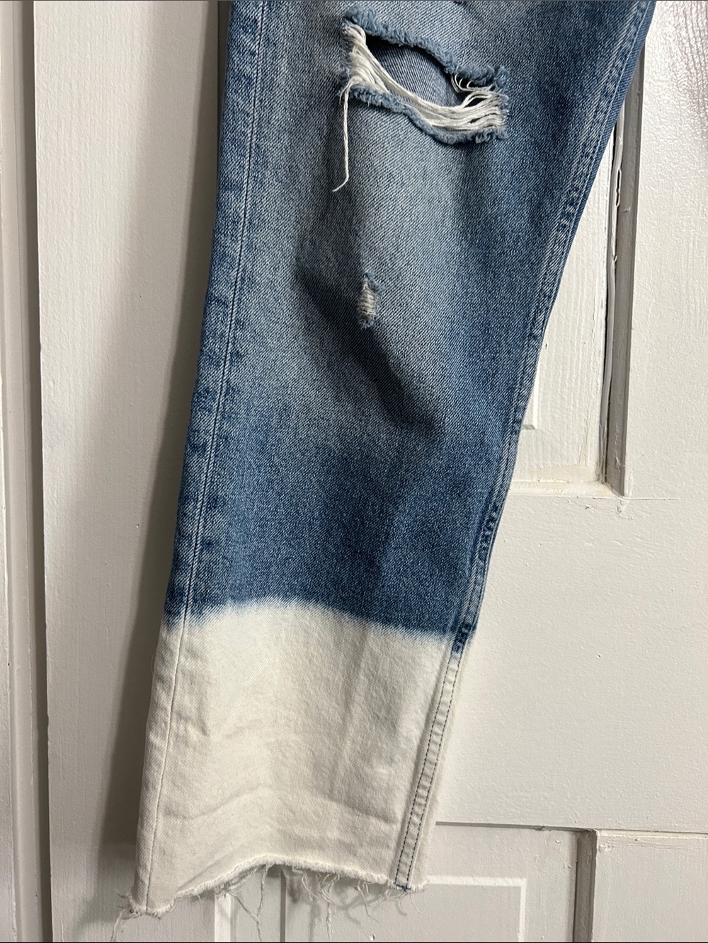 ZARA • Boho Embellished Bleached Cuff Distressed Jeans w. Bead & Floral Detail - Picture 15 of 16